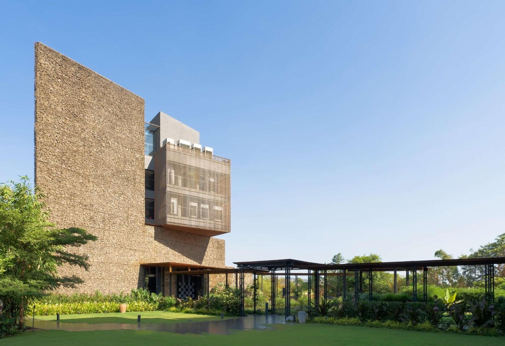 Radisson Resort And Spa Lonavla Zewnętrze zdjęcie The Aga Khan Academy, Hyderabad