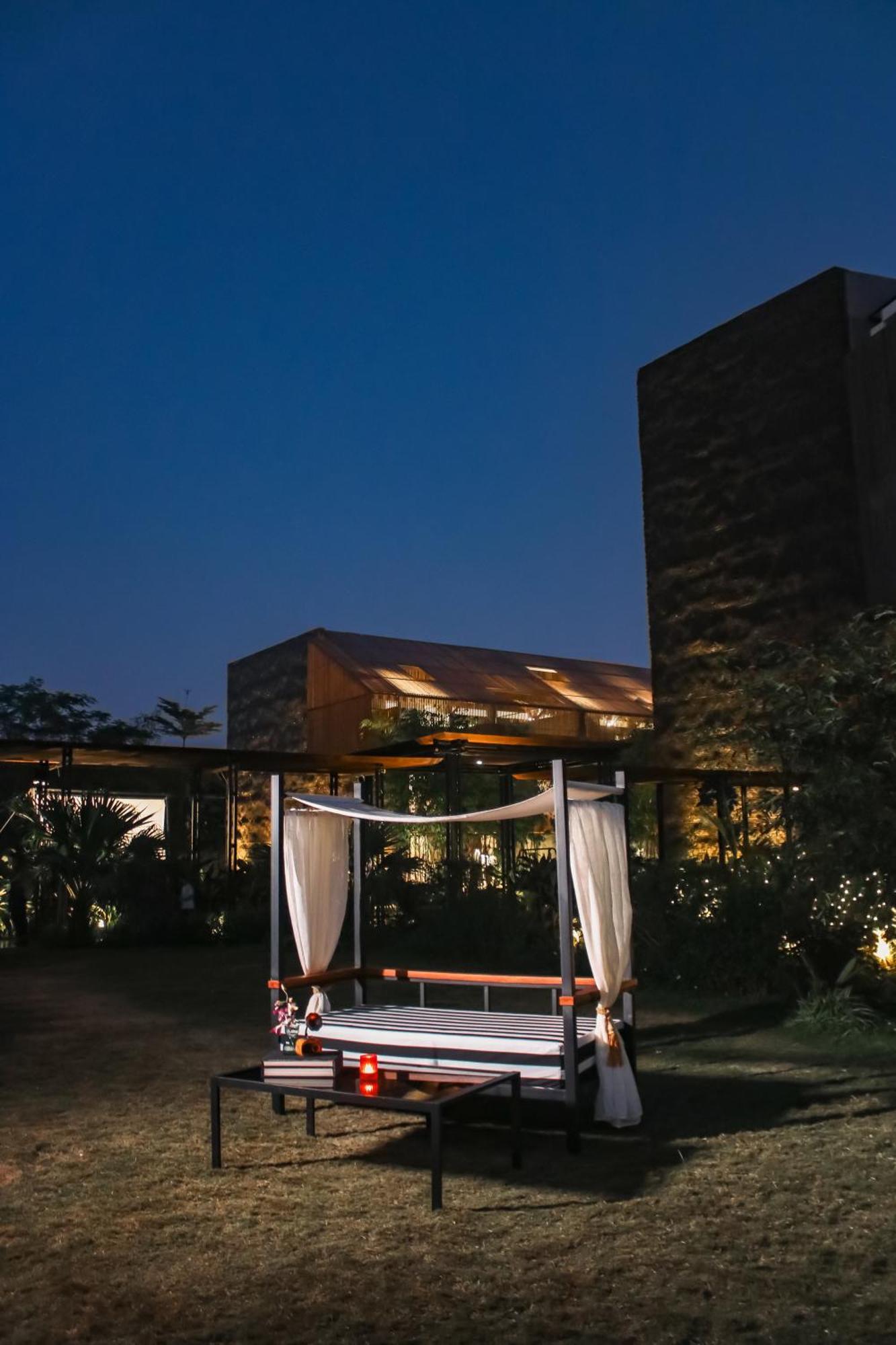 Radisson Resort And Spa Lonavla Zewnętrze zdjęcie The Sukhothai